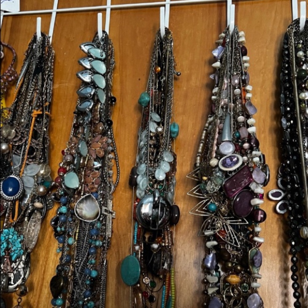 Necklaces Lot 20pcs Huge Bundle .All wearable. Random picks. Costume jewelry